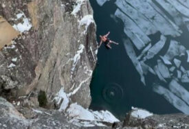 Norvežanin oborio svjetski rekord u opasnom skoku (VIDEO)
