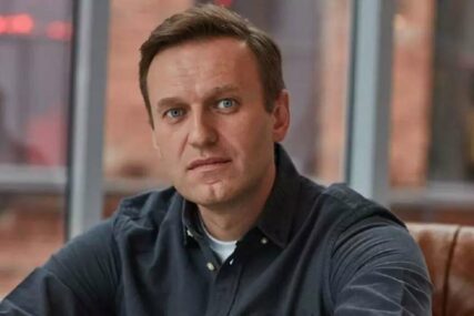 Navaljni izveden iz zatvora na nepoznatu lokaciju