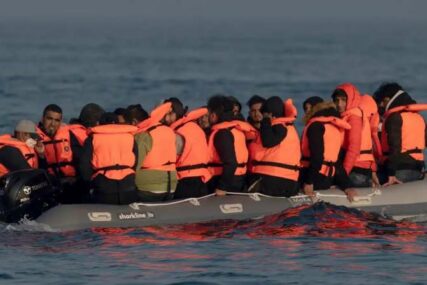 Prevrnuo se brod s migrantima u Lamanšu, jedan poginuo