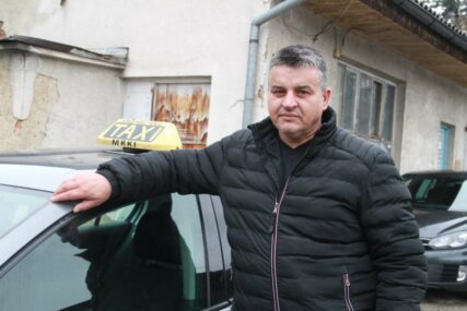 Taksista iz Prnjavora još jednom pokazao da ima ogromno srce: Besplatno vozi sugrađane u Banjaluku da daruju krv za malu Teodoru