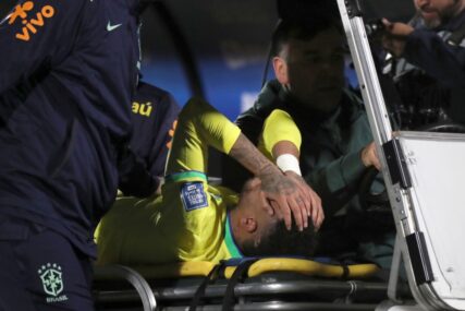 Brazilci tuguju nakon što su čuli vijesti o Neymaru