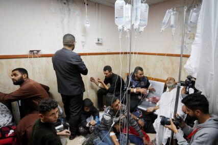 Raseljeni Palestinci suočavaju se sa zdravstvenom krizom zbog otpadnih voda u Pojasu Gaze
