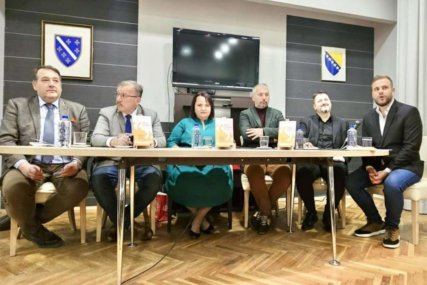 Damir A. Saračević u Sarajevu predstavio knjigu 'Recept za jedinstvo različitosti'