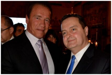 Najveći gubitnik izbora u Srbiji objavio fotografiju sa Schwarzeneggerom
