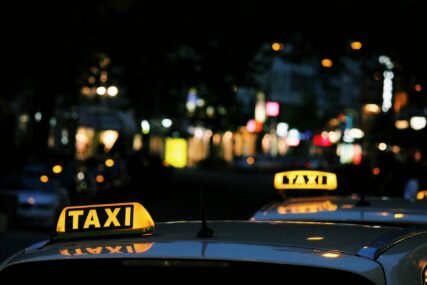 Otkaz za 1.500 taksista zbog lošeg znanja njemačkog