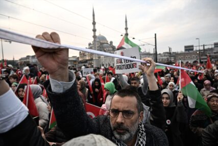 U Istanbulu prvog dana 2024. masovni skup podrške Palestini