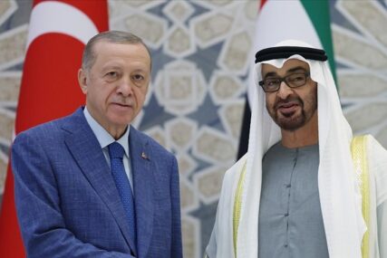Erdogan i Al Nahyan razgovarali telefonom