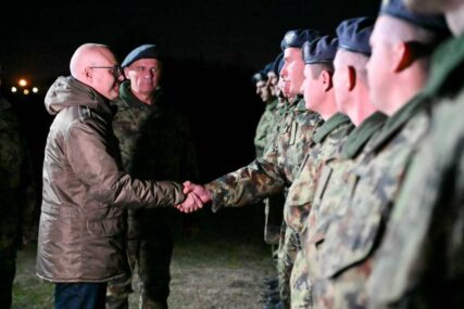 U Srbiji počinje obavezan vojni rok?