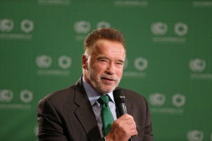 Policija na aerodromu u Minhenu zadržala Arnolda Schwarzeneggera na ispitivanju