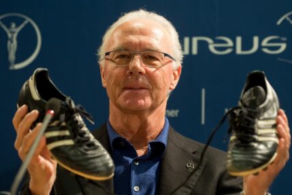 Legendarni Beckenbauer će dobiti kip ispred Allianz Arene