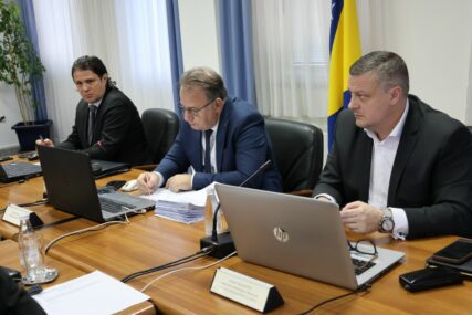 Vlada FBiH prihvatila zaduženje od 35 miliona eura za gradski prevoz u Sarajevu