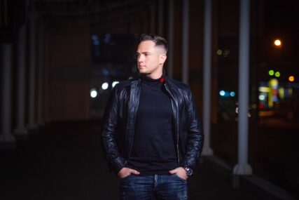 Nakon hita sa Banetom Opačićem, Novotravničanin Ivan Stanić, objavio novi singl "Preživjet ću i to"