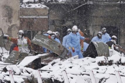 Obilne snježne padavine otežavaju akcije spašavanja nakon zemljotresa u Japanu