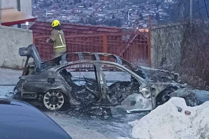 MUP-a KS o zapaljenom BMW-u u Sarajevu