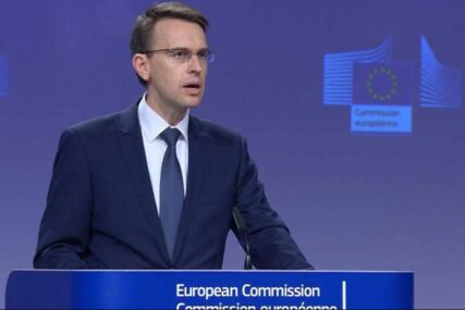 EU zahtjeva pojašnjenje od Prištine zbog odluke o isključivanju dinara iz platnog prometa