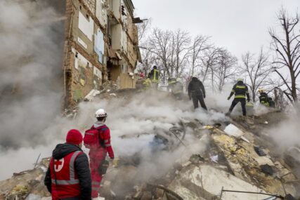 U ruskim vazdušnim napadima na Ukrajinu poginulo sedam osoba, 70 povrijeđeno
