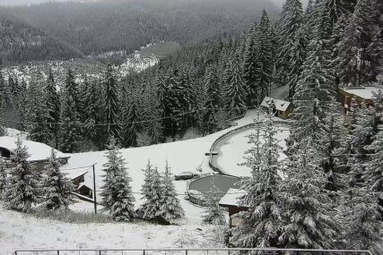 Na Vlašiću pao snijeg: Kada se očekuje bijeli pokrivač na drugim bh. planinama?
