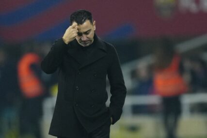 Xavi poručio: “Napuštam Barcelonu, klub treba promjenu”
