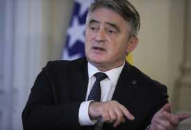 GUBITNIK DANA Željko Komšić