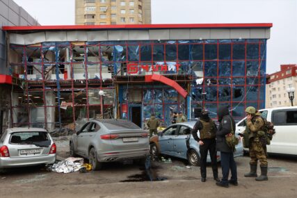 Rusija: Najmanje šest osoba poginulo, 17 povrijeđenih u ukrajinskom granatiranju Belgoroda (FOTO)