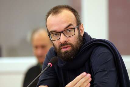 Maternji jezik se čuva čitanjem, pisanjem i obrazovanjem