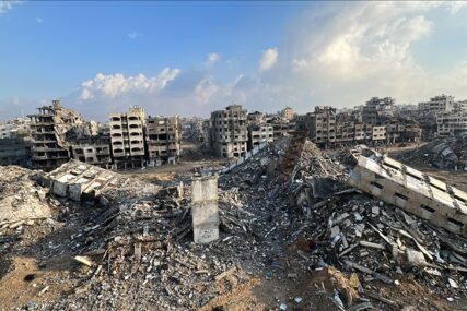 Izraelska vojska se povukla i ostavila u ruševinama grad Gazu