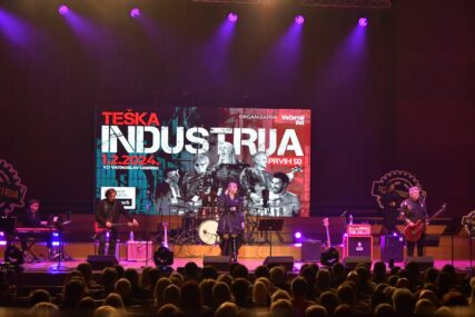 “Teška industrija” proslavila 50 godina koncertom u Lisinskom: „Mi smo regionalni bend i imamo razloga opstati. Biti popularan samo u Hrvatskoj je premalo“ (FOTO)