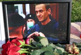 Navaljnijeva kćerka porukom rasplakala naciju: "Dao si život za mene, za moju majku, za..."