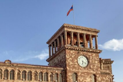 armenija zastava