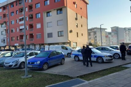 Tragedija u Doboju: Muškarac izvršio samoubistvo na balkonu u centru grada