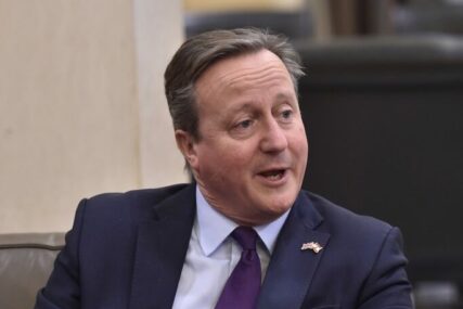 David Cameron: Izuzetno je depresivno to što Srbija i RS pokreću kampanju protiv Rezolucije o Srebrenici