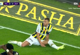 Džeki poništen gol protiv Kasimpase zbog milimetarskog ofsajda (VIDEO)