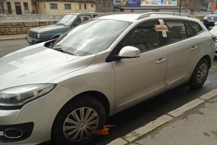 Jedno povrće zaustavlja magljenje stakla u automobilu