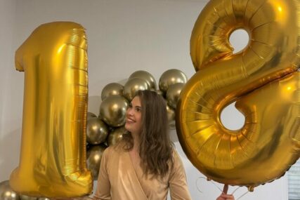 Lana Pudar proslavila 18. rođendan sa prijateljima u Mostaru (FOTO)