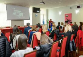 Mostar: Održana konferencija 'Unaprjeđenje znanja u poslovanju malih biznisa'