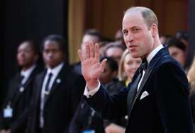 "Ne može ih više trpjeti": Princ William navodno planira Harryju i Meghan oduzeti titule