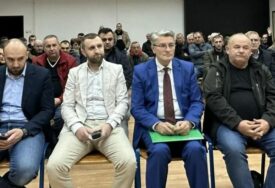 "Naprijed": Bjesomučni međubošnjački političko-pravosudni rat je nanio ogromnu štetu Bošnjacima!