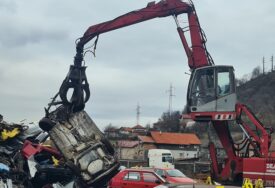 Uprava za indirektno oporezivanje BiH okončala postupak uništenja za ukupno 2.783  vozila