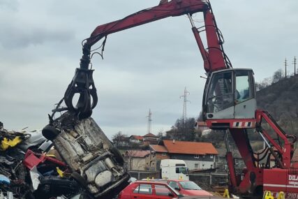 Uprava za indirektno oporezivanje BiH okončala postupak uništenja za ukupno 2.783  vozila