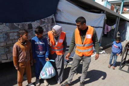 Rijaset Islamske zajednice u BiH izdvojio dodatnih 787.000 KM za pomoć Gazi (FOTO)