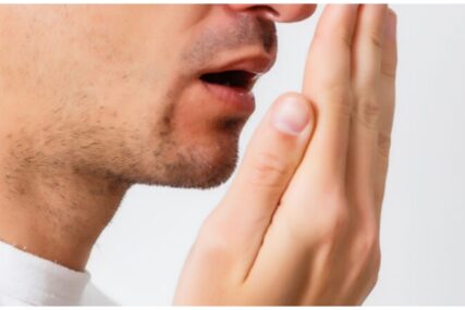 Doktori upozoravaju da bi neugodan jutarnji zadah mogao biti znak ozbiljnog oboljenja