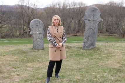 Ministrica Pozder posjetila Novi Travnik, obišla i nekropolu Maculje