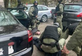 Akcija 'Meta II': Pretresi u Zenici i Banja Luci, uhapšeno više osoba, pronađena droga i oružje