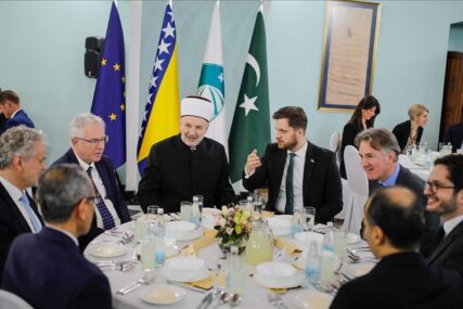 Općina Stari Grad i Muftijstvo sarajevsko organizirali iftar za diplomatski kor u Bosni i Hercegovini