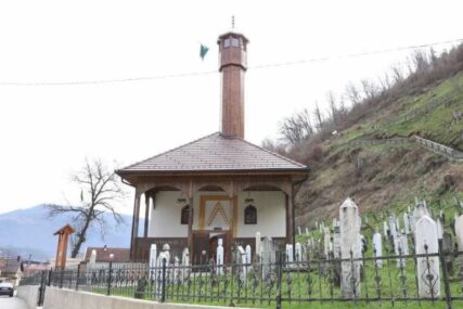 Najstarija fojnička džamija ima tri imena, a obnovljena je djevojačkim mirazom