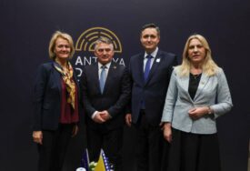 Predsjedništvo BiH sa Angelinom Eichhorst uoči otvaranja Diplomatskog foruma u Antaliji