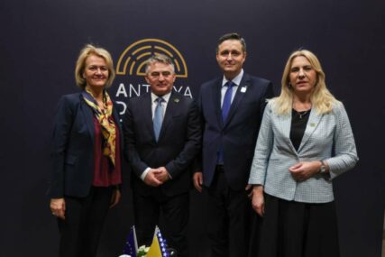 Predsjedništvo BiH sa Angelinom Eichhorst uoči otvaranja Diplomatskog foruma u Antaliji