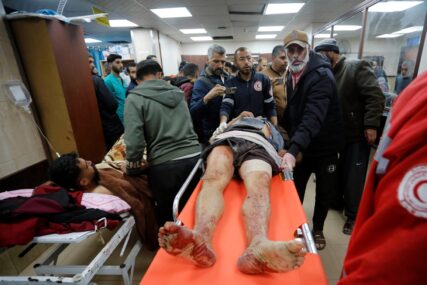 NOVE ŽRTVE IZRAELSKOG ZLOČINA Granatirali Palestince dok su čekali humanitarnu pomoć