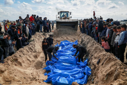 Više od 520 tijela pronađeno u sedam masovnih grobnica u bolnicama u Gazi