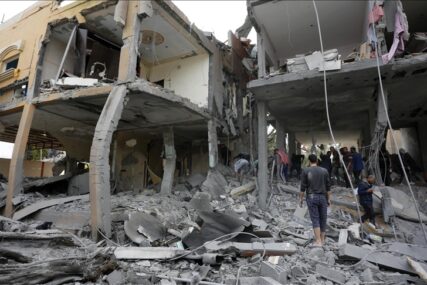 Prvog dana Bajrama: Izrael izveo desetine zračnih napada na Gazu